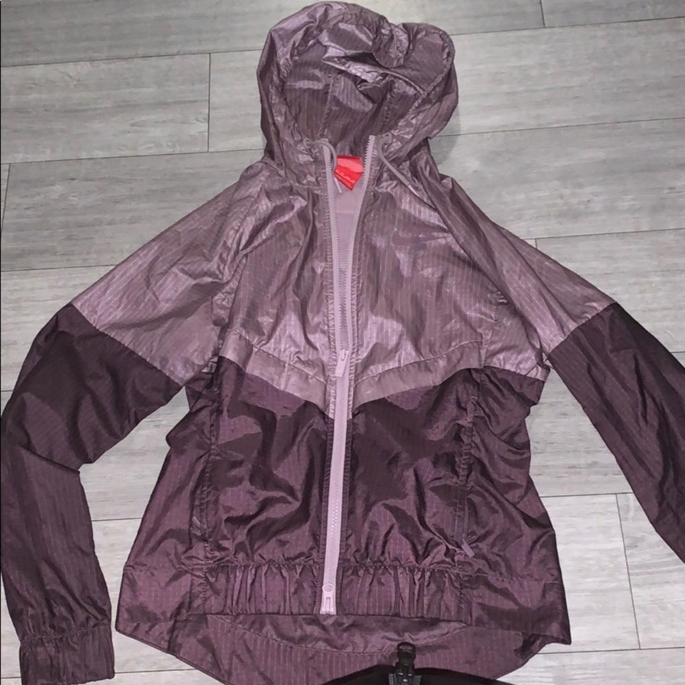 Nike wind breaker